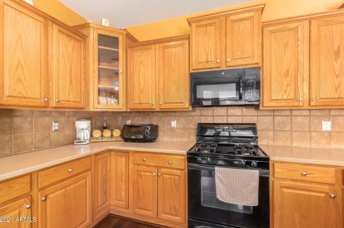 1773 San Carlos Pl, Chandler AZ 85249-2027 exterior