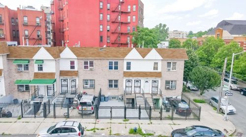 817 170th St, Bronx NY 10452-7013 exterior