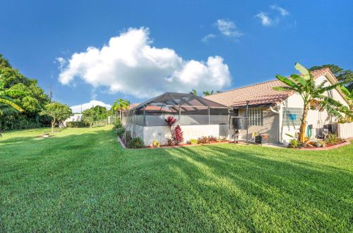 1715 Dominic Ave, Fort Pierce FL 34952-5816 exterior