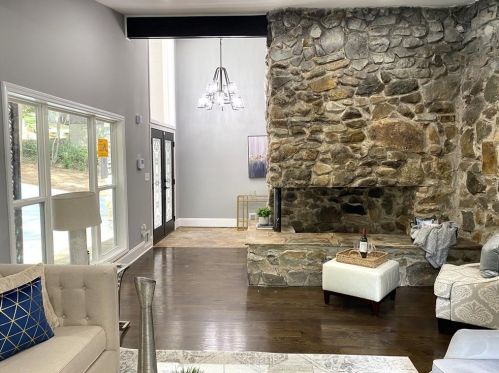 2071 Deborah Dr, Atlanta GA 30345-3917 exterior