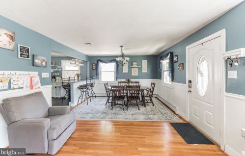 966 Claire Ave, Huntingdon Valley PA 19006-8623 exterior