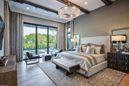 691 Annemore Ln, Naples FL 34108-7520 exterior