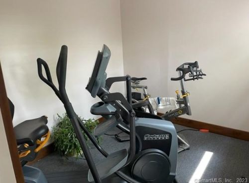 46 Ryan Ter, Exeter CT  06249-2134 exterior