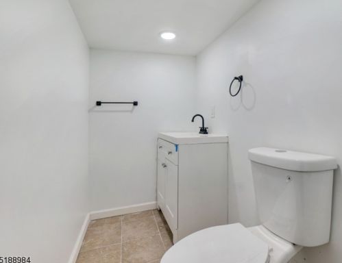 129 Brookside Ave, Irvington NJ  07111-3355 exterior