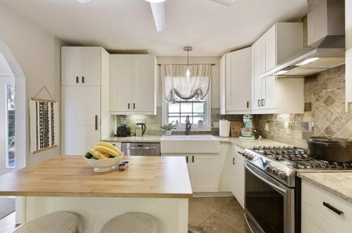 962 Cardova Dr, Atlanta GA 30324-4213 exterior