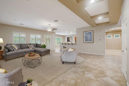 25422 50 Dr, Phoenix AZ 85031-1324 exterior