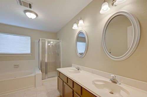 4331 Meadow Springs Dr, Humble TX 77339-1859 exterior