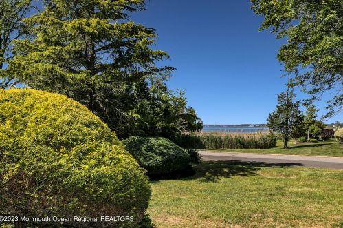 25 Tuxedo Rd, Locust NJ 07760-1825 exterior