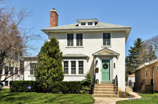 3033 Park Pl, Evanston, IL 60201-1140