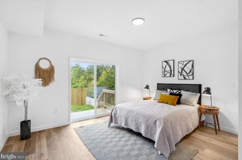 2527 Elvans Rd, Washington DC  20020-3508 exterior