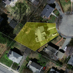 18 Bonmar Cir, Newton MA 02466-2708 aerial view