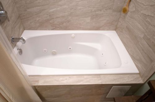 2341 11th St, Saint Louis MO 63101-2716 exterior