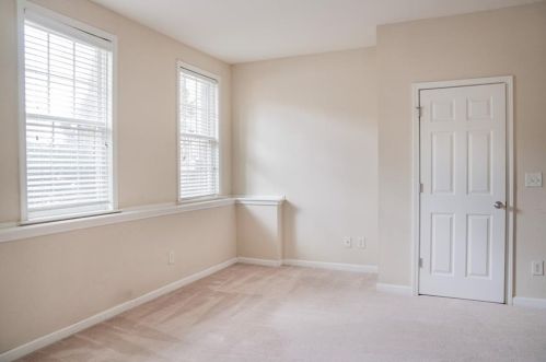 3127 Pittard Hl Pt, Duluth GA 30096-2222 exterior