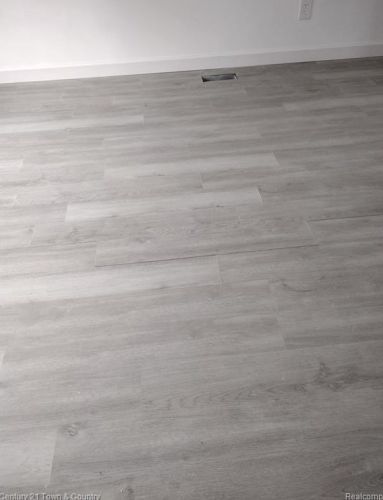 41279 Scarborough Ln, Novi MI 48375-2892 exterior