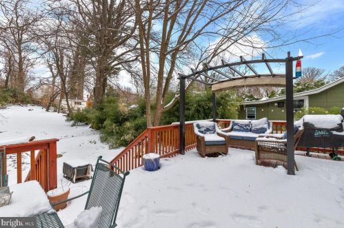 725 Silver Spring Ave, Silver Spring MD 20910-4616 exterior