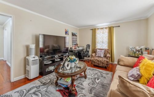 179 Midland Pl, Newark NJ 07106-3310 exterior