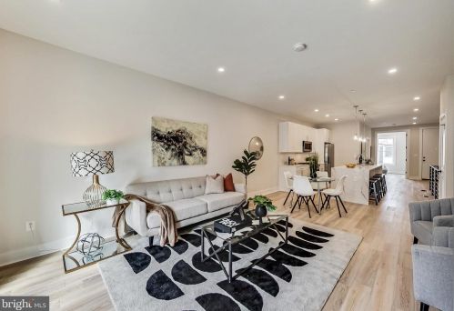 1270 Meigs Pl, Washington, DC 20002-2412