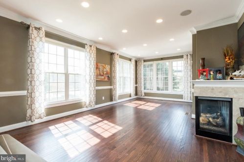 5414 Edsall Ridge Pl, Alexandria, VA 22312-2671