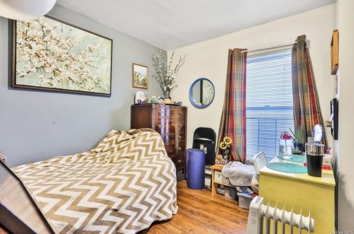 190 Winnikee Ave, Poughkeepsie NY 12601-2731 exterior