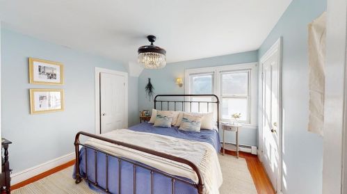 382 New York Ave, Providence RI  02905-2802 exterior