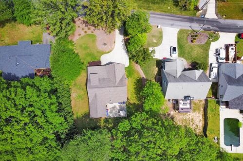 479 Holly Dr, Gainesville GA 30501-2142 exterior