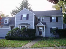 6 Crocker Cir, Newton, MA 02465-2410