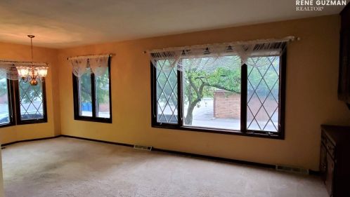 2325 Radcliff Vlg Dr, Grand Rapids MI 49546-7724 exterior