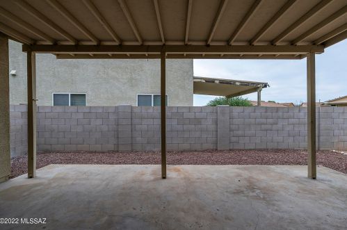 6419 Sunrise Vly Dr, Tucson AZ 85706-4979 exterior