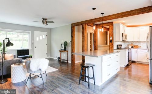 2325 Raleigh Dr, Lancaster PA 17601-2980 exterior