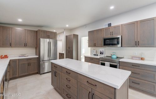 5862 Camino Arenosa, Tucson AZ  85718-4650 exterior