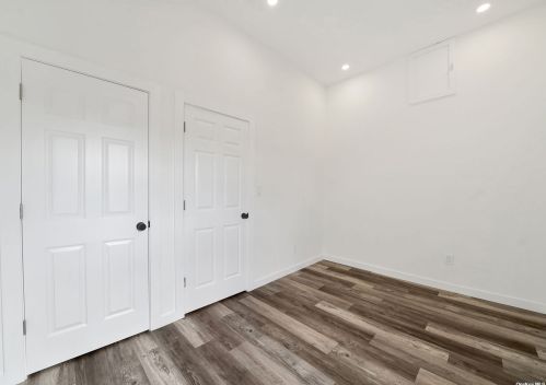 936 Harding St, Bohemia NY 11716-2102 exterior