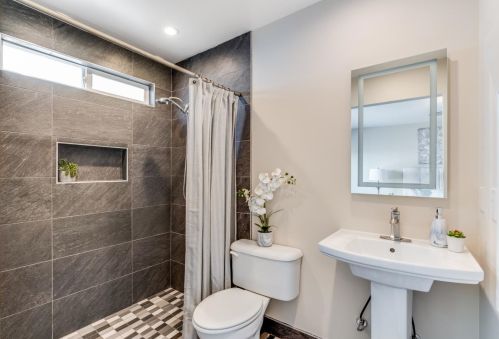 4636 Mia Cir, San Jose CA 95136-2325 exterior