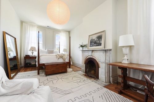 1426 Chateau St, Pittsburgh PA 15233-1242 exterior