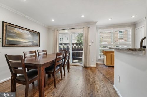 4659 Lambert Dr, Alexandria VA  22311-4942 exterior