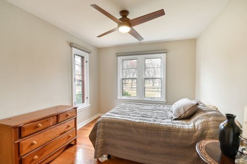 8465 Ravenswood Cir, Milwaukee WI 53226-4653 exterior