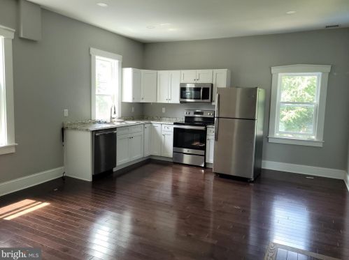 2680 Lititz Pike, Lancaster PA  17601-3724 exterior