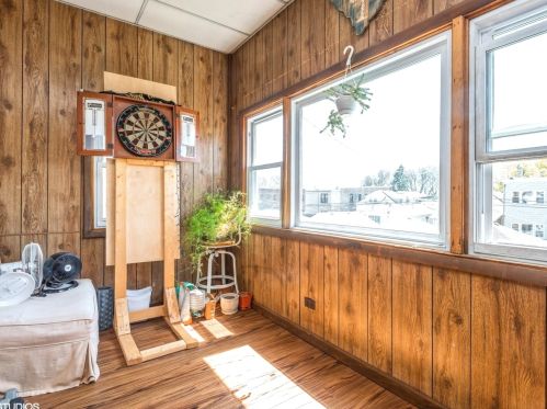 5713 Giddings St, Chicago IL 60630-3106 exterior