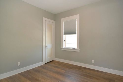 2103 Miles Ave, Kalamazoo MI  49001-5132 exterior