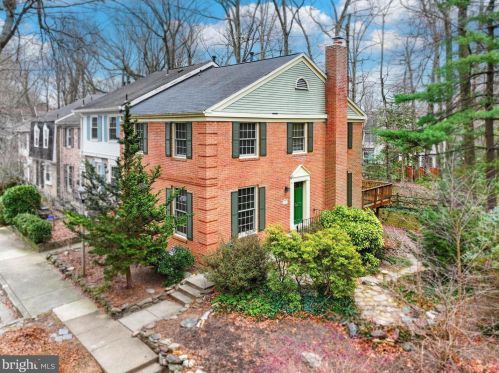 1553 Chatham Colony Ct, Herndon, VA 20190-4204