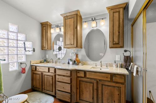 2421 Double O Pl, Tucson AZ 85713-6717 exterior