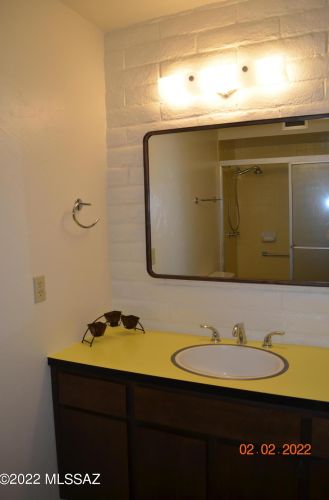 5701 Glenn St, Tucson AZ 85716-2236 exterior