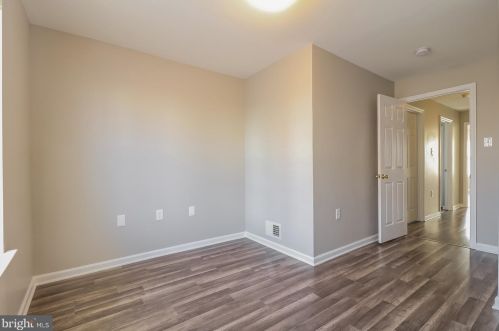 1415 Clearview St, Philadelphia PA 19141-2402 exterior