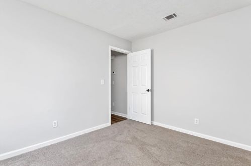 320 Emerald Grn Ct, Atlanta GA 30349-8420 exterior