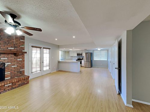 19028 7th Dr, Phoenix AZ  85027-5582 exterior