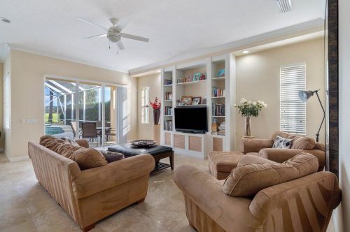 272 Barbados Dr, Jupiter FL 33458-2917 exterior