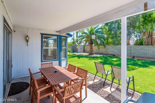 621 Los Feliz Dr, Chandler AZ  85226-4930 exterior