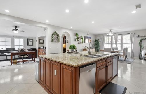 11243 Deprise Cv, San Diego CA 92131-4252 exterior