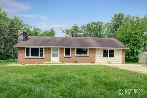 162 32nd St, Allegan, MI 49010-9733