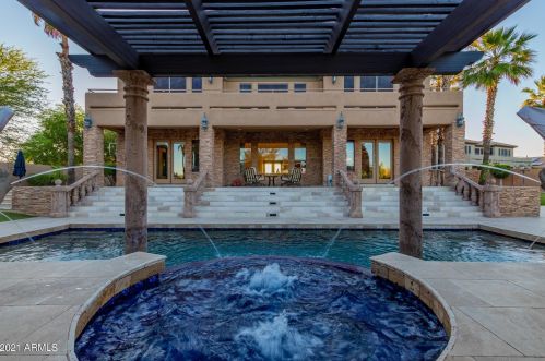 25401 45th Dr, Phoenix AZ  85083-2243 exterior