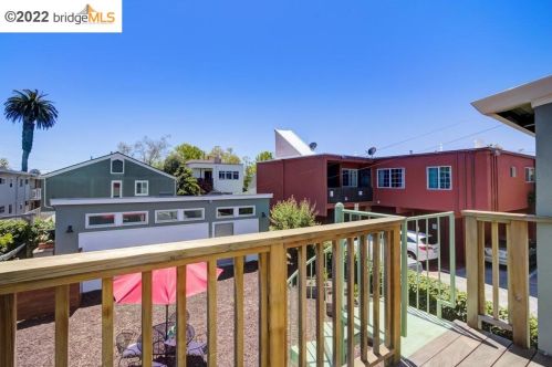 1522 Harmon St, Berkeley CA 94703-2415 exterior